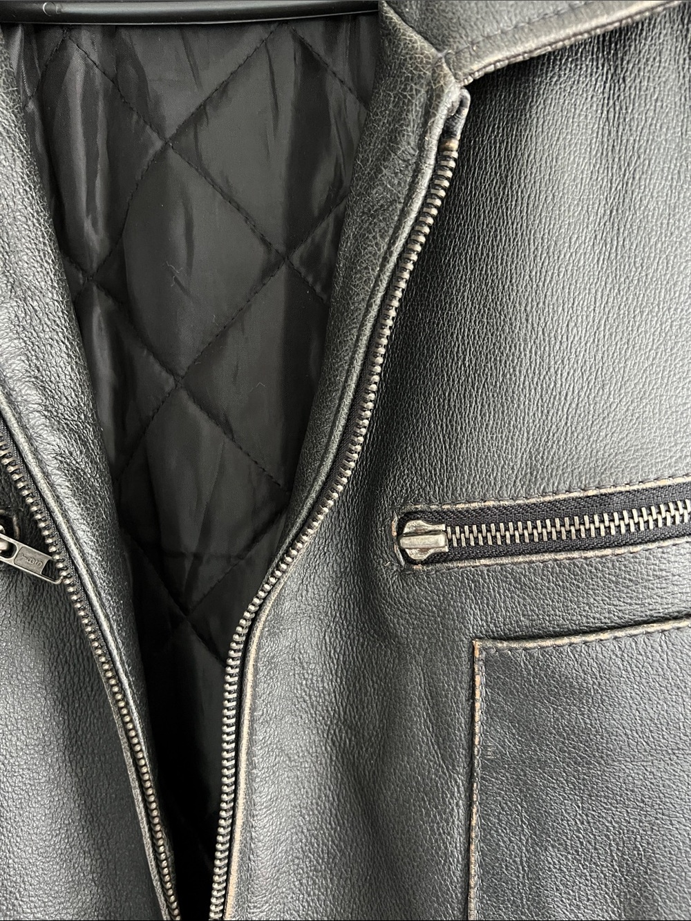 Billabong Black Leather Bomber Jacket - Picture 4 of 5